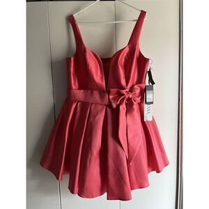 Vienna  Prom Size‎ 18 Dress